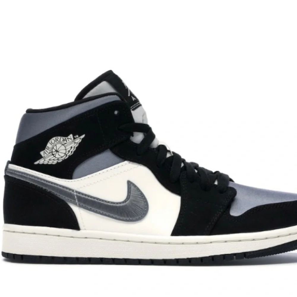 NIKE NEW Air Jordan 1 Mid SE “Black/Smoke‎ Grey-Sail”